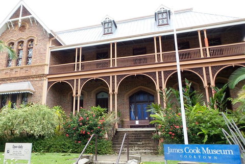 Cairns To Cooktown 4WD Tour - Nelson Bay Accommodation.com 1