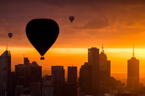 Melbourne Sunrise Balloon Flight & Champagne Breakfast - Accommodation Nelson Bay 0