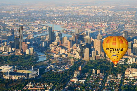 Melbourne Sunrise Balloon Flight & Champagne Breakfast - Accommodation Nelson Bay 1