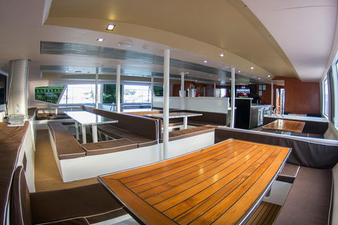 Passions Of Paradise Great Barrier Reef Snorkel And Dive Cruise From Cairns By Luxury Catamaran - Accommodation Nelson Bay 5