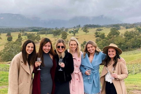 Taste Of The Blue Mountains - Lunch & Wine Tasting, Beer, Cider & Gin Tasting - Accommodation Nelson Bay 5